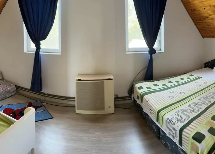 Peresi Paradicsom Dom wakacyjny Mezotur